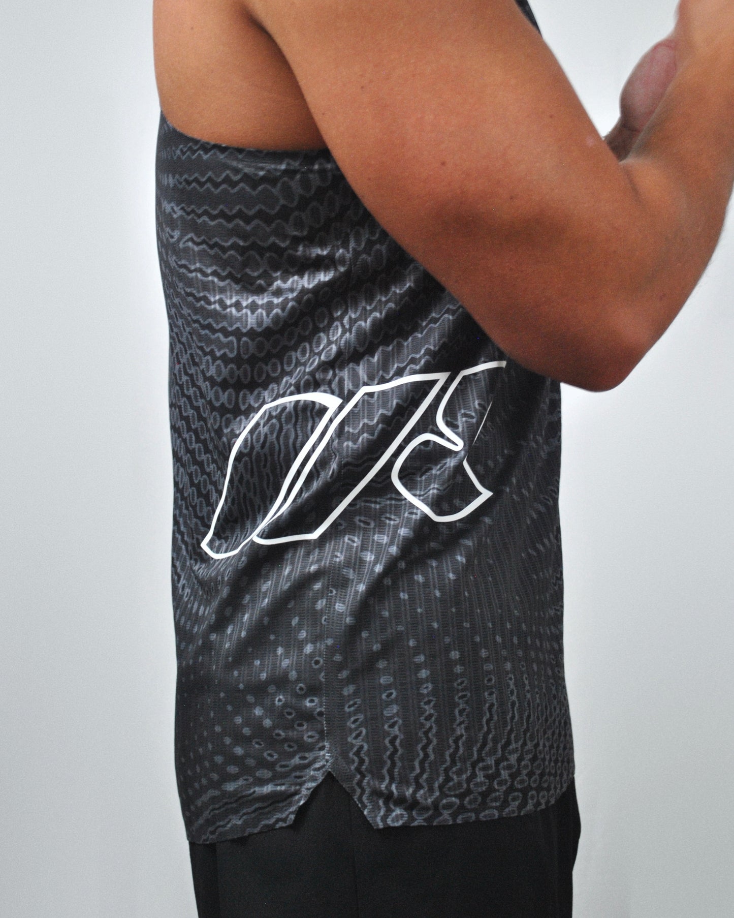 PERFORMANCE SINGLET - BLACK