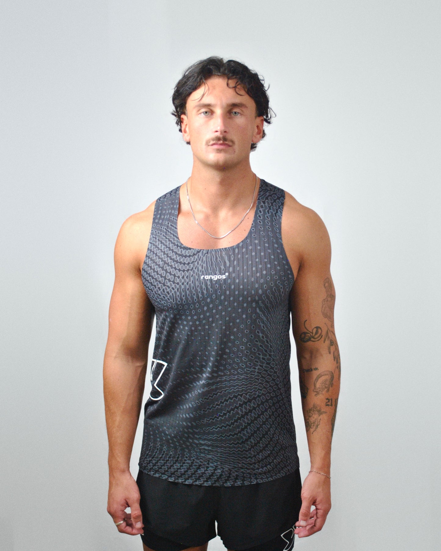 PERFORMANCE SINGLET - BLACK